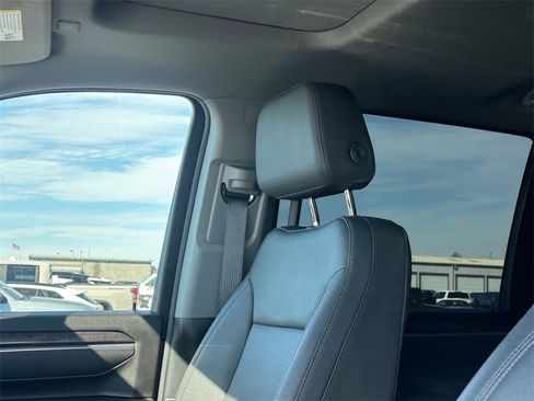 Certified 2025 Chevrolet Silverado 3500 LTZ w/ LTZ Convenience Package image 13