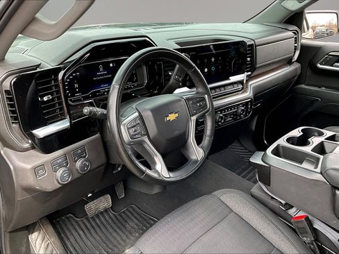 Used 2023 Chevrolet Silverado 1500 LT image 18