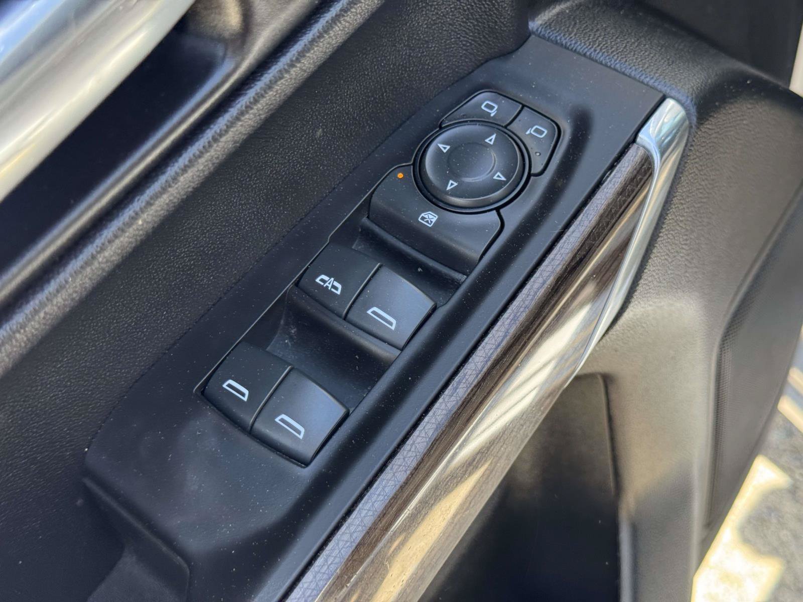 Used 2020 Chevrolet Silverado 1500 LT w/ All-Star Edition AWD/4WD image 22