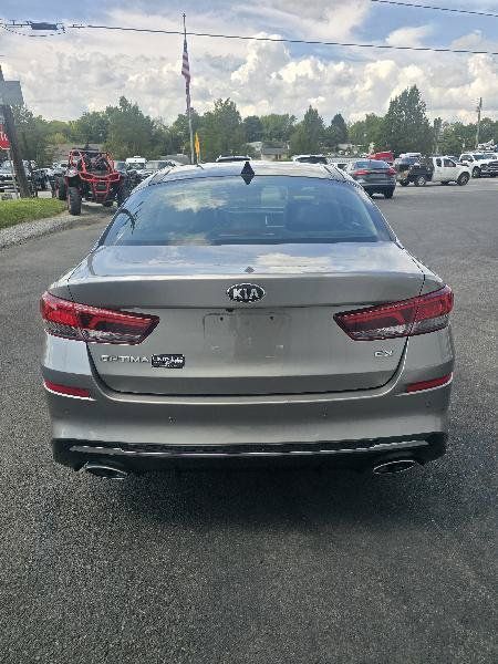 Used 2019 Kia Optima EX w/ EX Premium Package FWD image 3