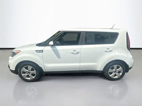 Used 2018 Kia Soul FWD image 9