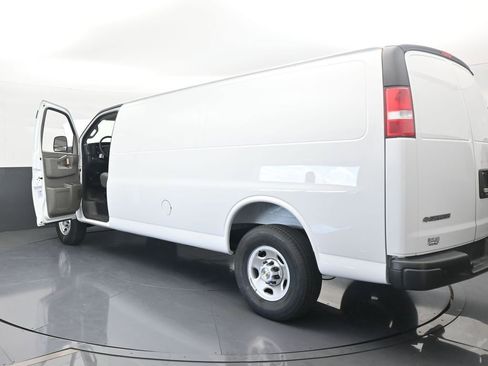 New 2025 Chevrolet Express 3500 Extended w/ Driver Convenience Package image 66