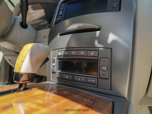 Used 2004 Cadillac XLR image 46