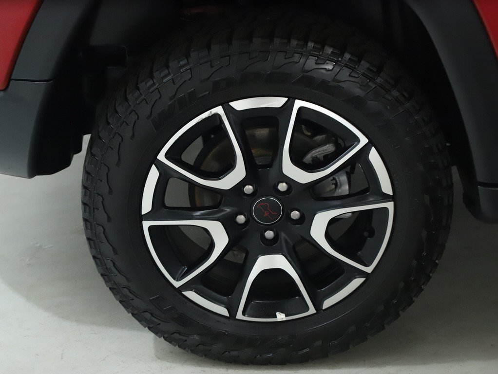 Used 2025 Jeep Compass Trailhawk AWD/4WD image 12