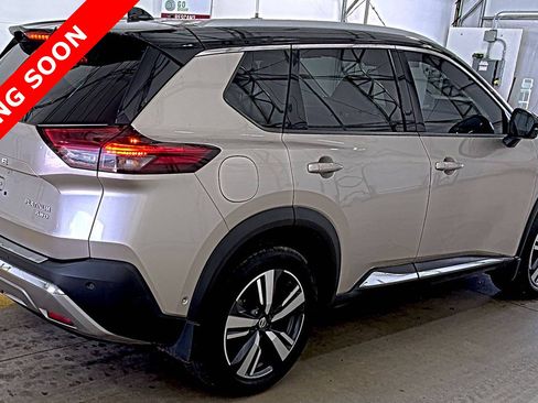 Used 2021 Nissan Rogue Platinum AWD/4WD image 5