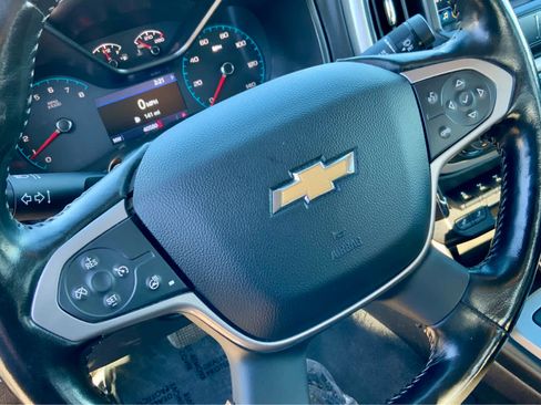 Used 2019 Chevrolet Colorado ZR2 image 40