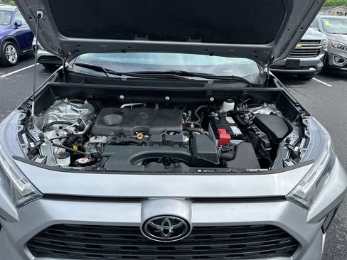 Used 2023 Toyota RAV4 XLE AWD/4WD image 10