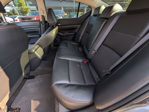 Used 2022 Nissan Altima 2.5 SR image 17