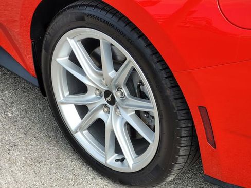 Used 2024 Ford Mustang GT Premium RWD image 8