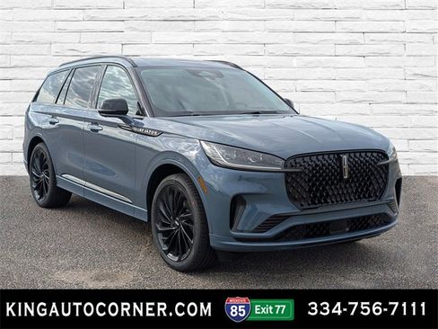 New 2026 Lincoln Aviator Reserve w/ Luxury Package image 3