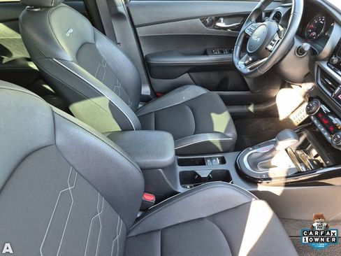 Used 2024 Kia Forte GT-Line w/ GT-Line Premium Package FWD image 16