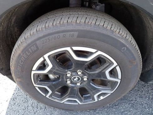Used 2025 Ford Bronco Sport Outer Banks w/ Outer Banks Tech Package+ AWD/4WD image 13
