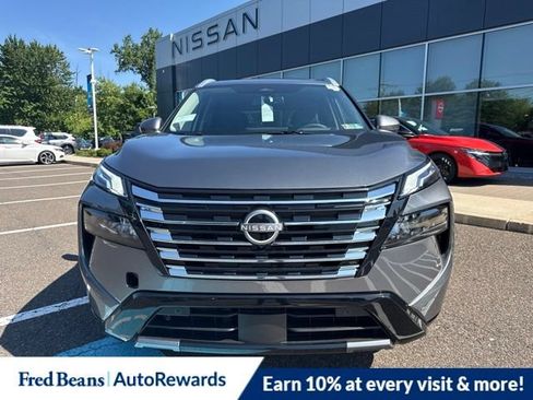 New 2026 Nissan Rogue Platinum w/ Platinum Premium Package AWD/4WD image 3