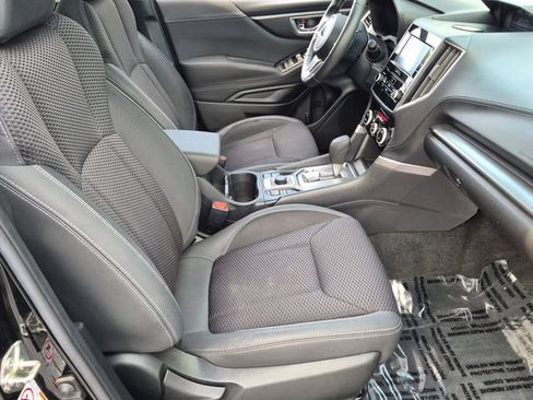 Used 2020 Subaru Forester Premium AWD/4WD image 36