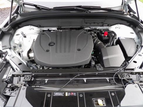 New 2026 Volvo XC60 B5 Ultra w/ Protection Package Premier image 30