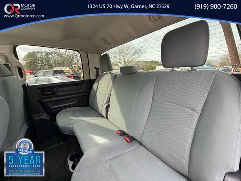 Used 2017 RAM 3500 Tradesman w/ Chrome Appearance Group AWD/4WD image 16