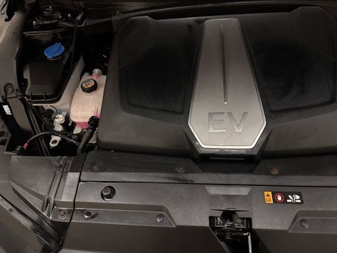 Used 2023 Kia EV6 GT-Line w/ GT-Line White Seat Package image 28