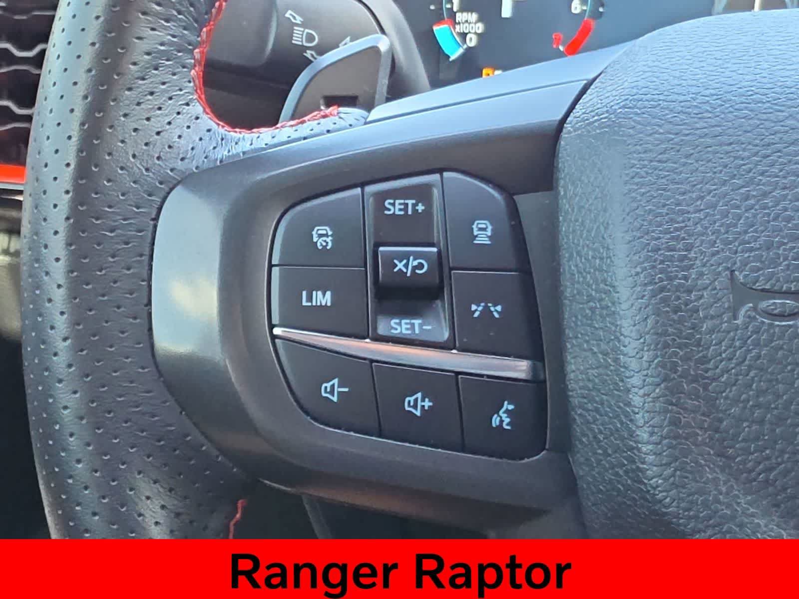 Used 2025 Ford Ranger Raptor AWD/4WD image 28