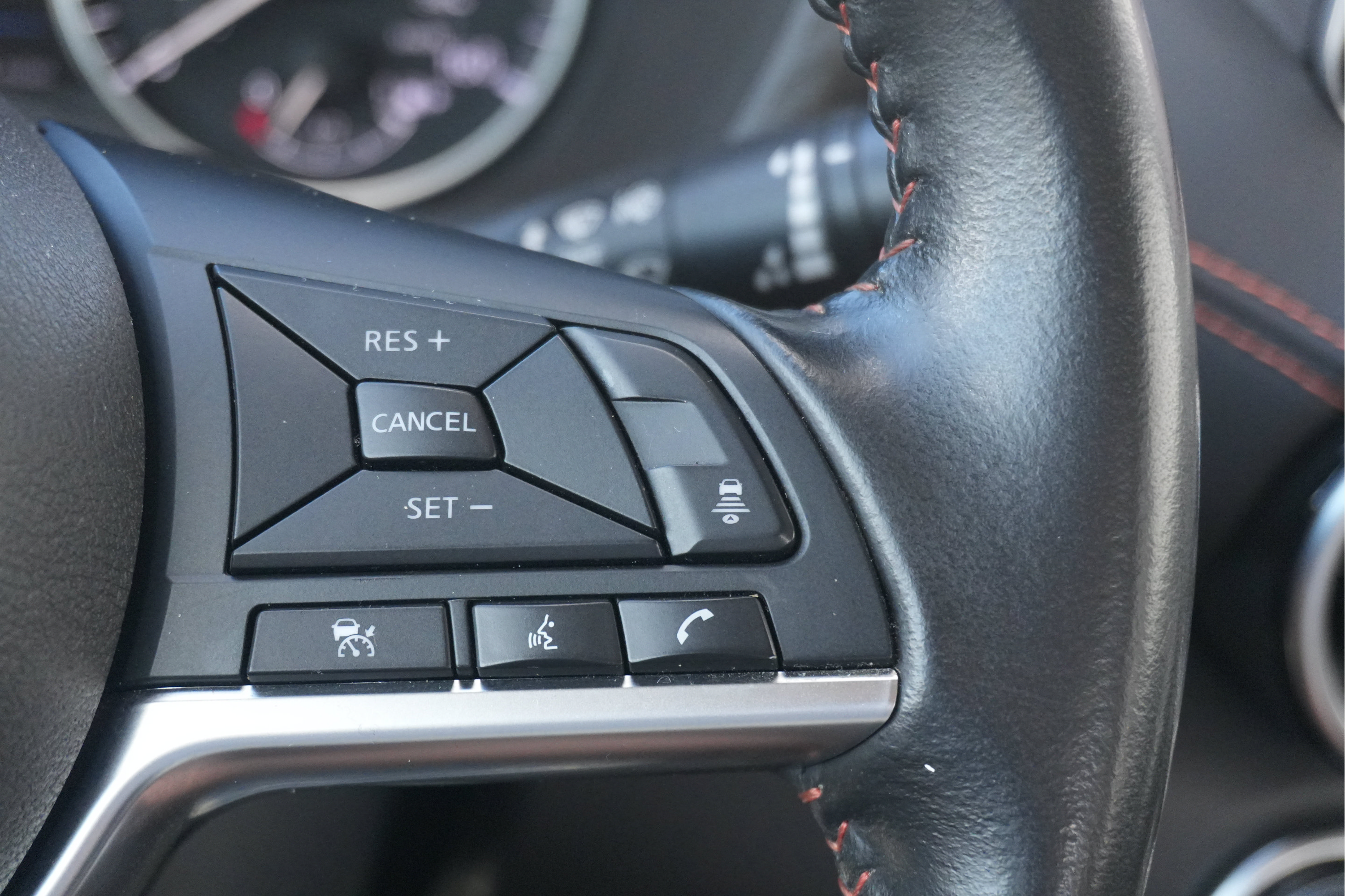 Used 2022 Nissan Sentra SR w/ Trunk Package FWD image 25
