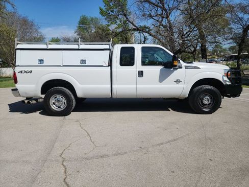 Used 2014 Ford F250 XL w/ Power Equipment Group image 11