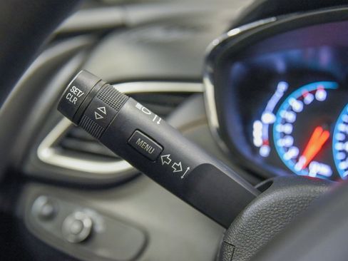 Used 2021 Chevrolet Trax LS image 20