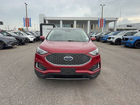 Certified 2023 Ford Edge SEL w/ Convenience Package AWD/4WD image 3