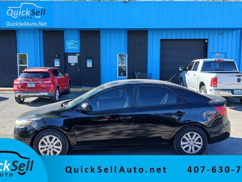 Used 2010 Kia Forte LX w/ Convenience Pkg image 1