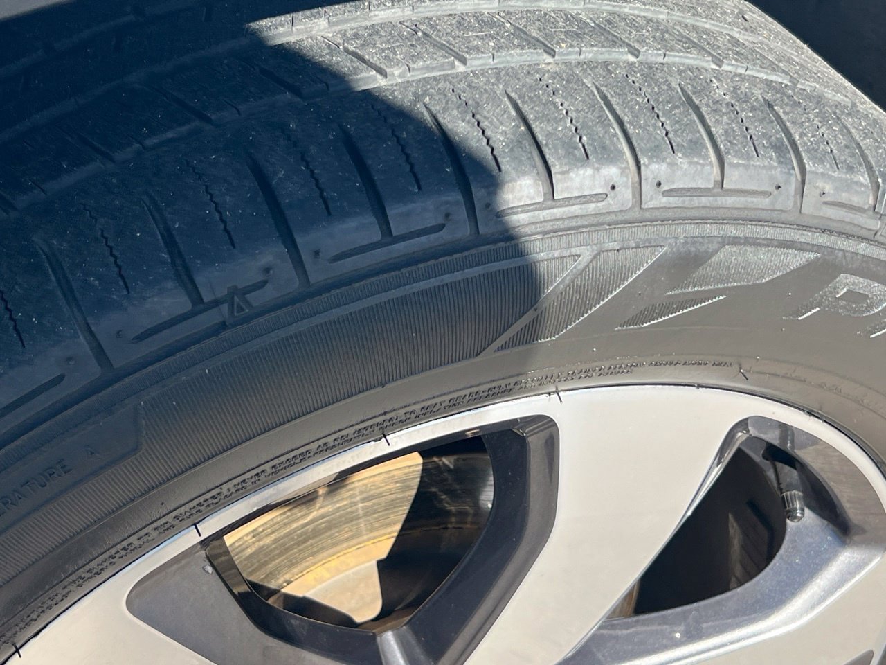 Used 2018 Chevrolet Traverse LT FWD image 24