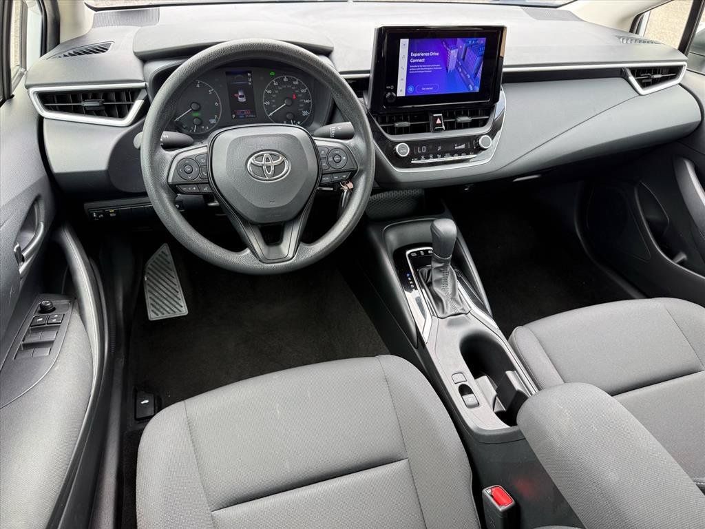 Certified 2025 Toyota Corolla LE FWD image 14