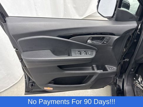 Used 2022 Honda Pilot Touring image 13