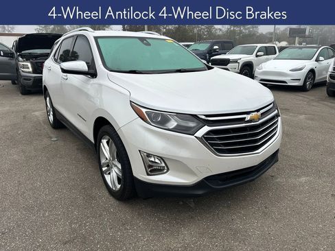 Used 2018 Chevrolet Equinox Premier image 10