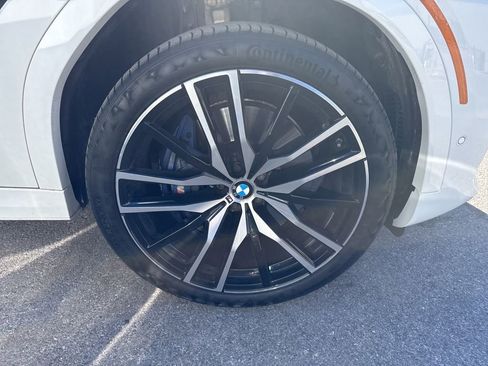 Used 2022 BMW X6 M50i w/ Parking Assistance Package image 3