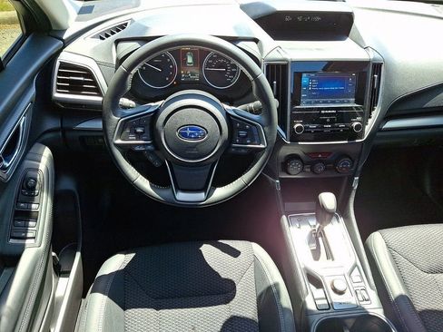 Used 2024 Subaru Forester Premium AWD/4WD image 12