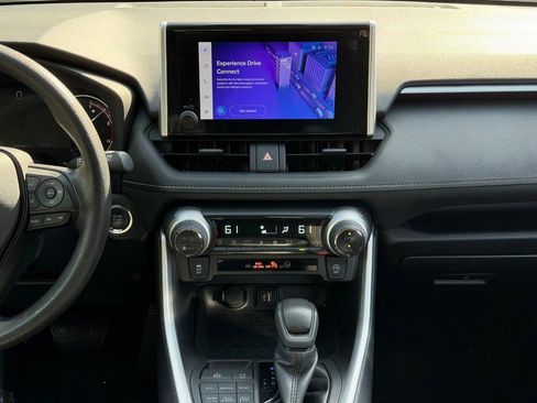 Used 2024 Toyota RAV4 XLE image 13