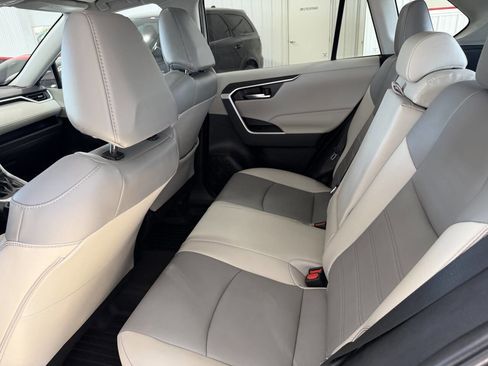Used 2021 Toyota RAV4 XLE Premium AWD/4WD image 23