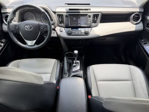Used 2016 Toyota RAV4 Limited FWD image 11