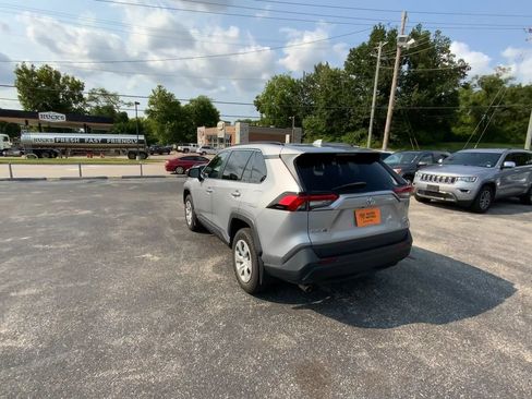 Used 2020 Toyota RAV4 LE w/ All Weather Liner Package AWD/4WD image 6