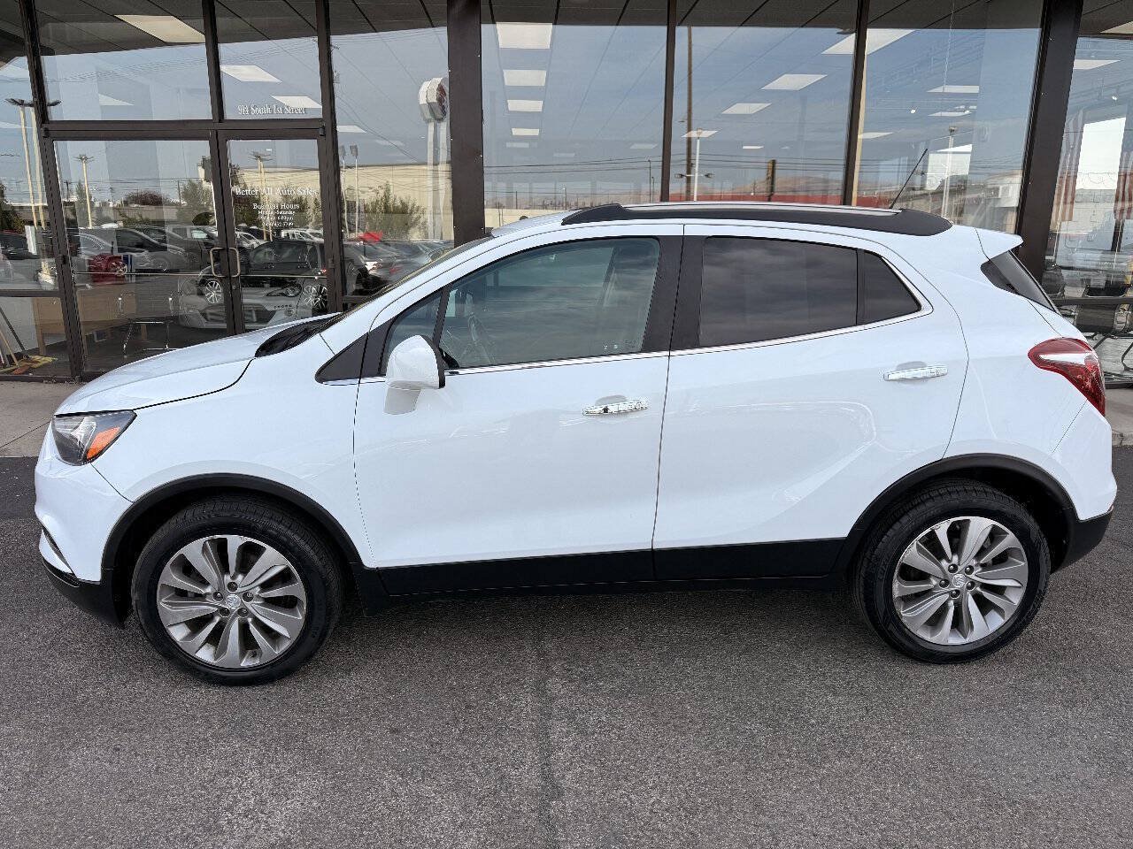 Used 2020 Buick Encore Preferred w/ Safety Package AWD/4WD image 2