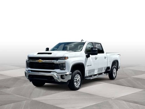 Used 2025 Chevrolet Silverado 2500 LT w/ Convenience Package AWD/4WD image 1