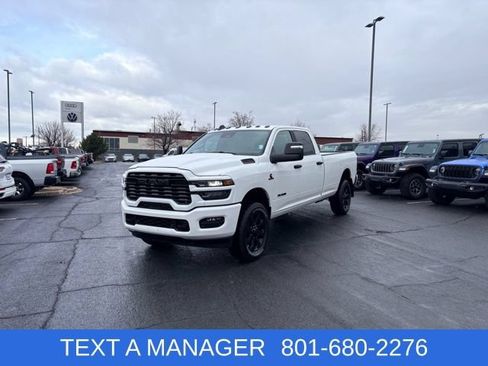 New 2026 RAM 2500 Big Horn AWD/4WD image 9