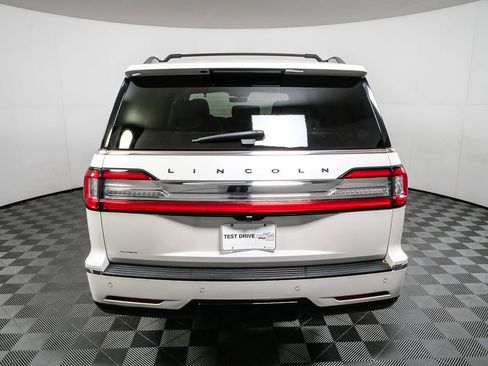 Used 2018 Lincoln Navigator Black Label w/ Cargo Package image 30