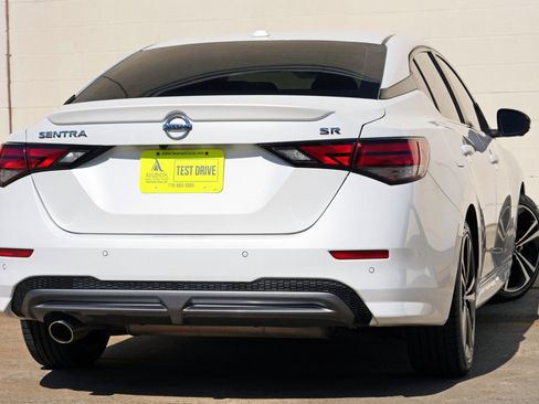 Used 2020 Nissan Sentra SR w/ Premium Package image 4