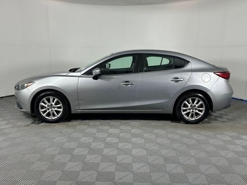 Used 2016 MAZDA MAZDA3 i Sport w/ Preferred Equipment Package image 2