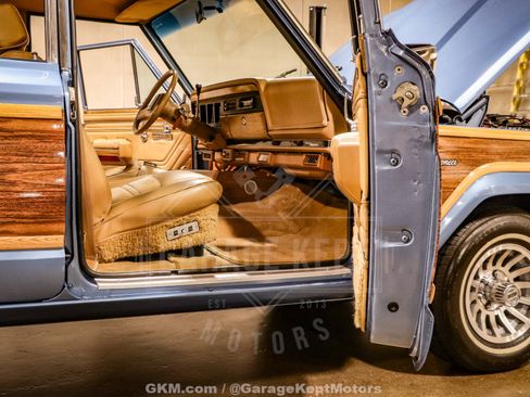Used 1987 Jeep Grand Wagoneer AWD/4WD image 63