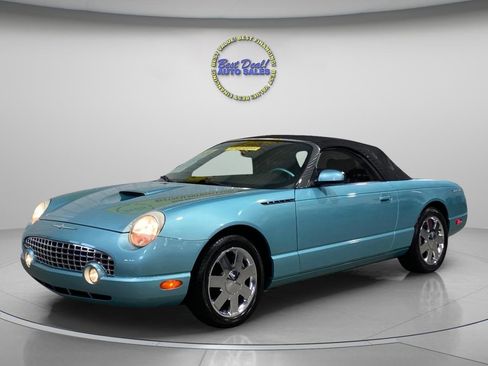 Used 2002 Ford Thunderbird Deluxe image 2