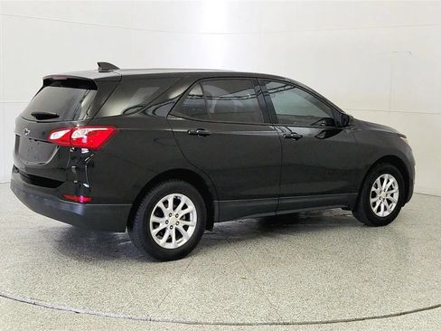 Used 2019 Chevrolet Equinox LS w/ LPO, Blackout Package FWD image 7