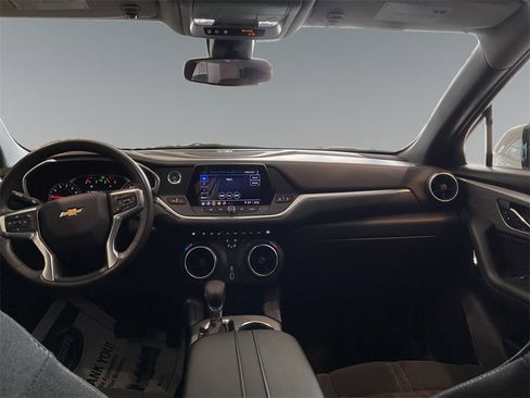 Used 2021 Chevrolet Blazer LT image 9