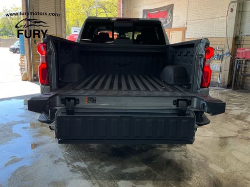 Used 2024 Chevrolet Silverado 1500 LTZ w/ LTZ Premium Package AWD/4WD image 24