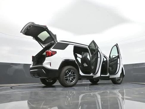 New 2026 GMC Terrain AT4 w/ Convenience Package III image 82