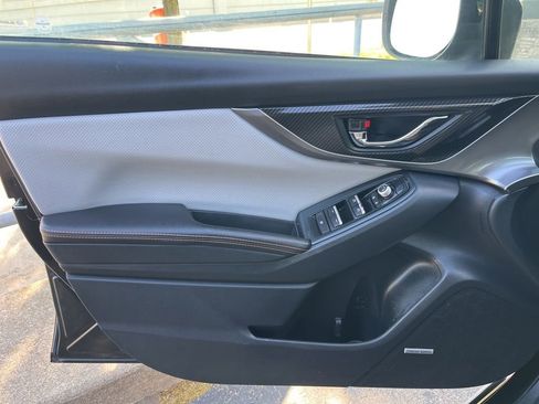 Used 2019 Subaru Crosstrek 2.0i Limited w/ Moonroof Package w/Navigation AWD/4WD image 22